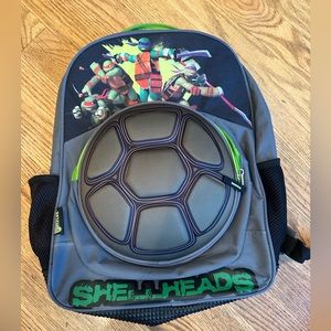 Like New Ninja Turtles backpack w/ hard shell pocket! 🐢🐢🐢🐢🥷🥷🥷🥷